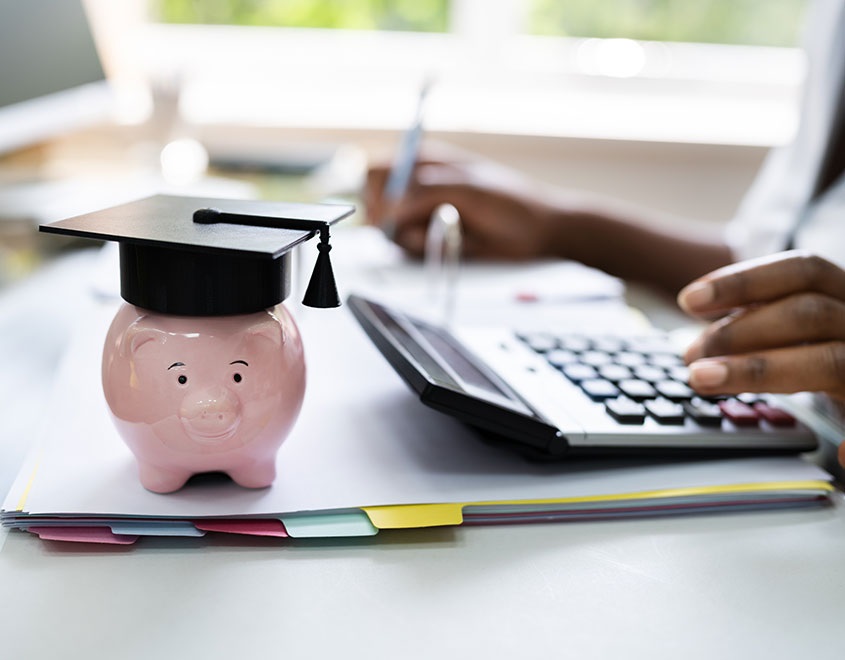 From Application to Graduation: How to Manage Your Private Student Loan Like a Pro