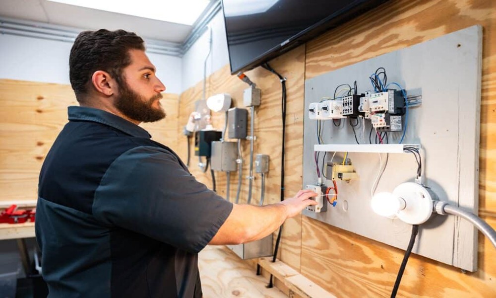 5 Test-Taking Tips For Your Electrician Exam